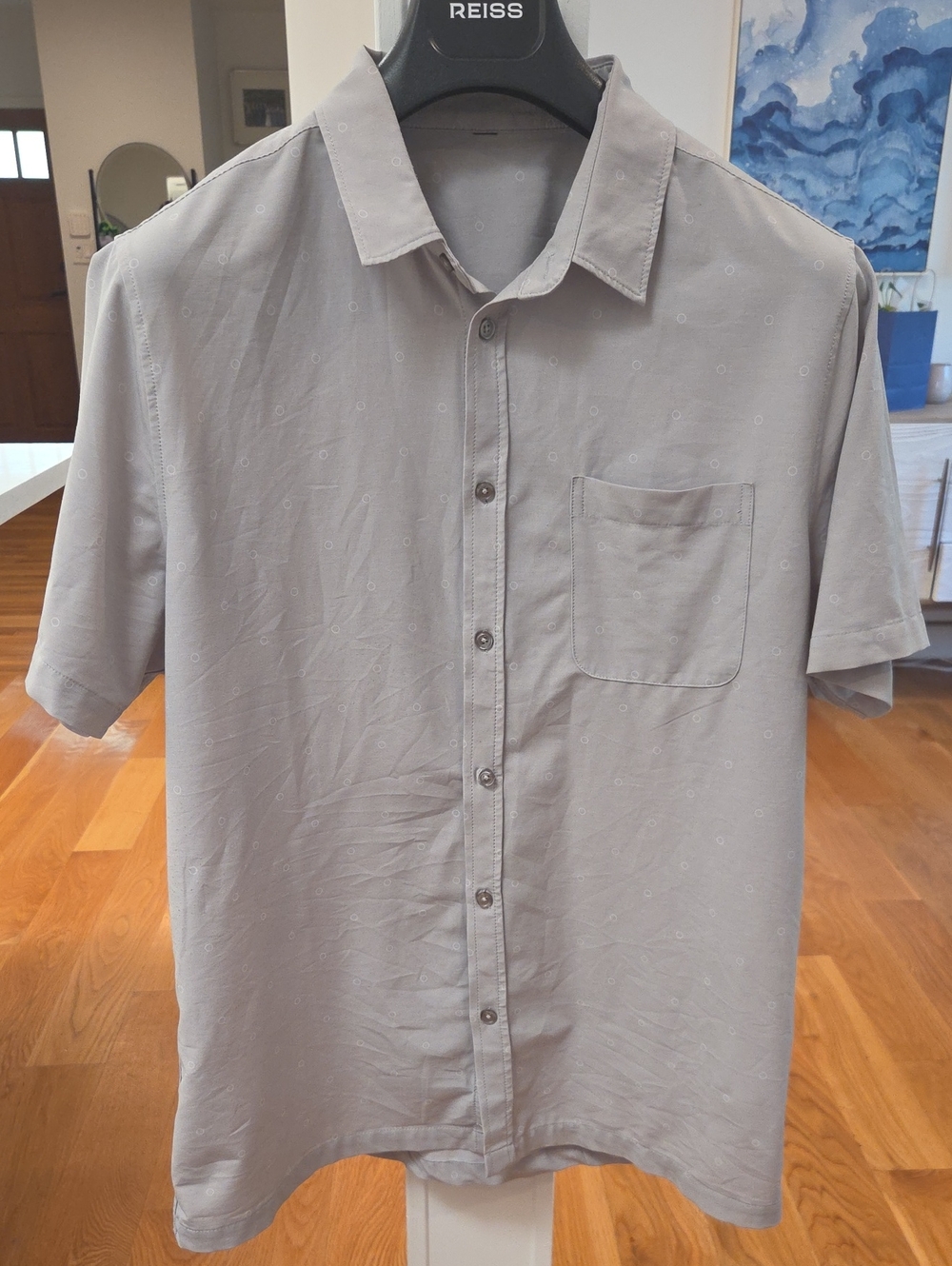 Vuori Mens Beige Short-Sleeve Lightweight Button-Down Shirt W/ Polka Dots (L)